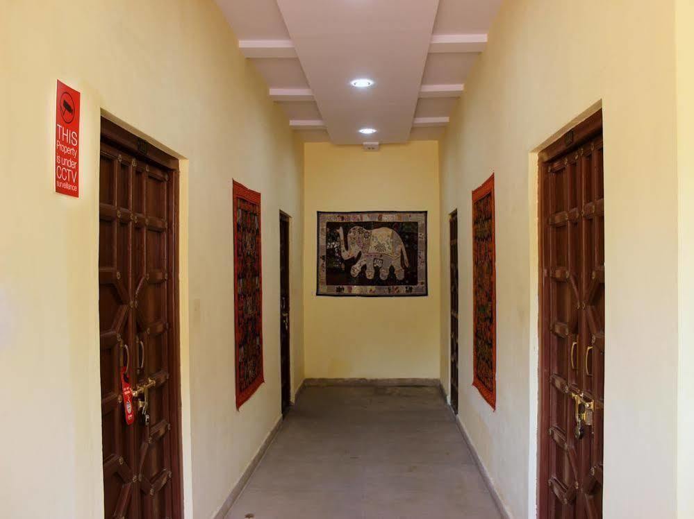 Oyo 1159 Hotel Chandra Prakash Udaipur Eksteriør bilde