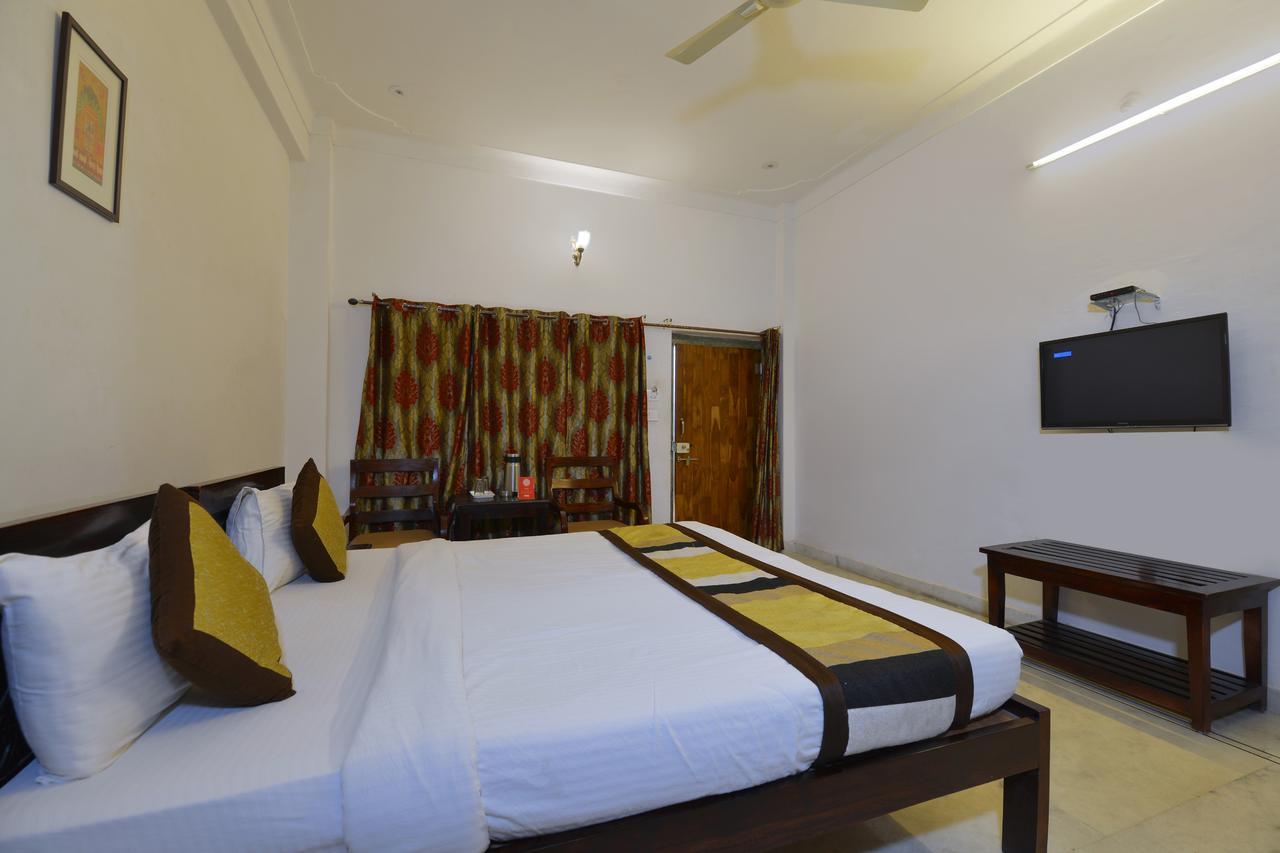 Oyo 1159 Hotel Chandra Prakash Udaipur Eksteriør bilde