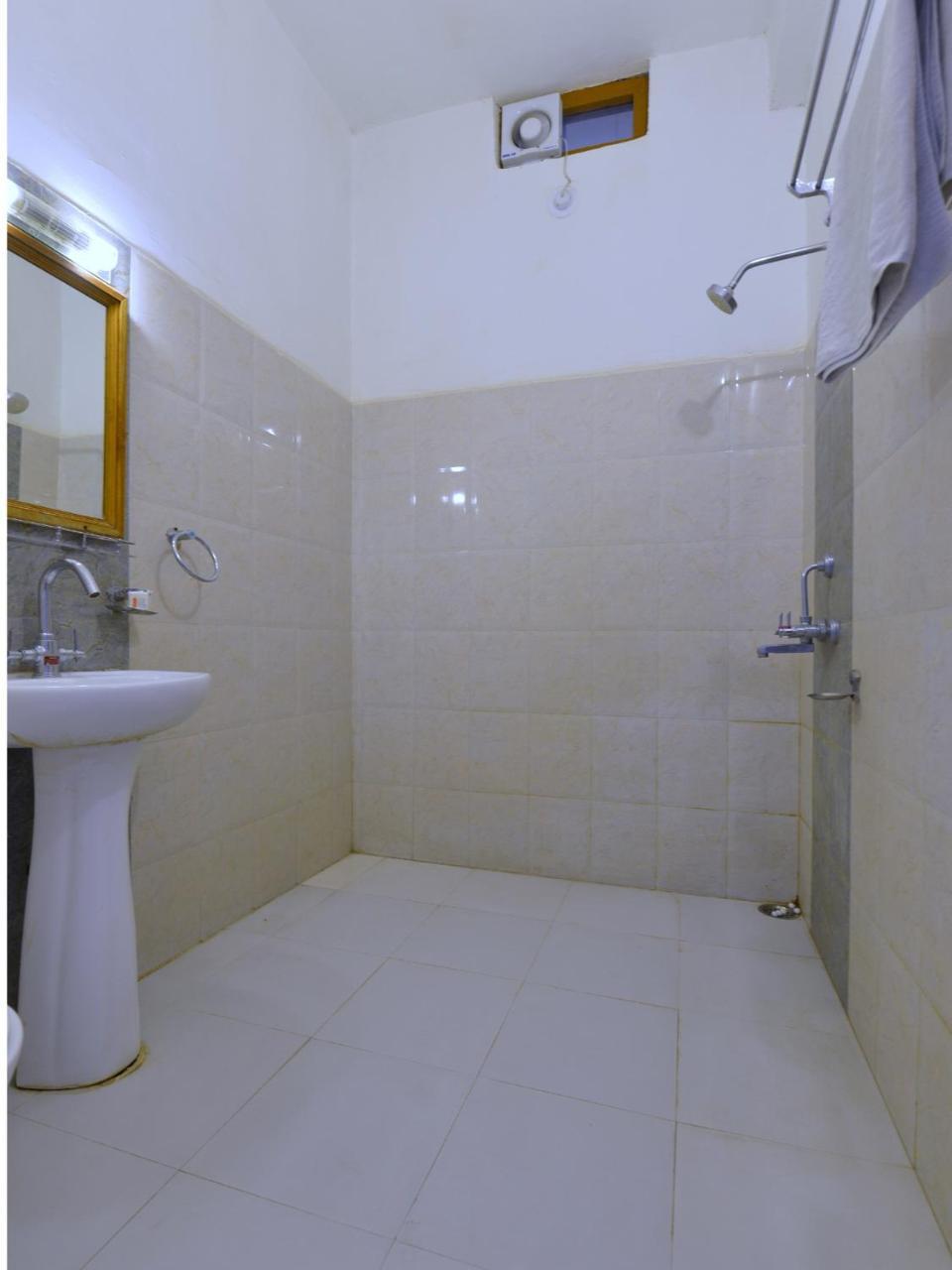 Oyo 1159 Hotel Chandra Prakash Udaipur Eksteriør bilde