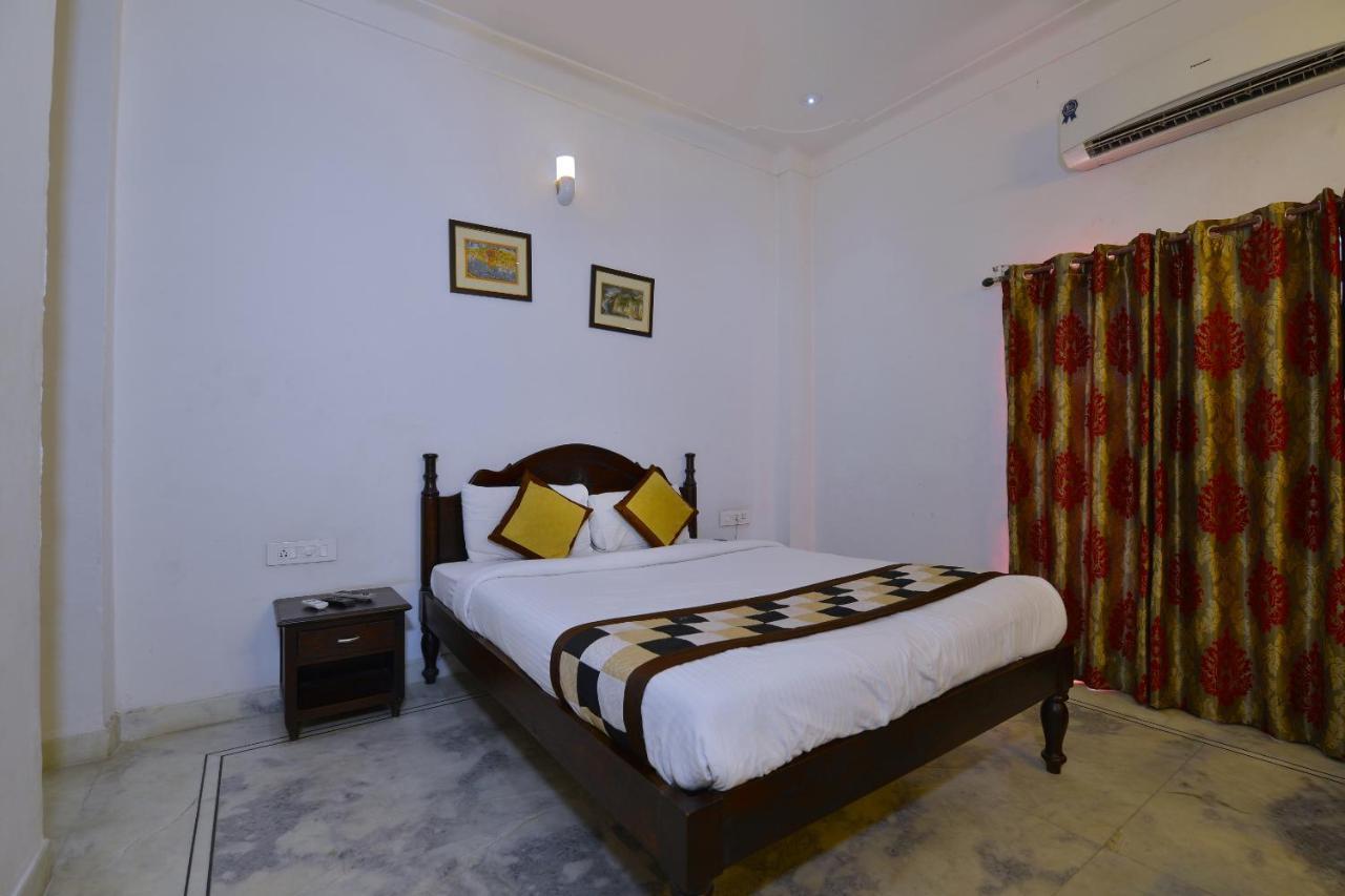 Oyo 1159 Hotel Chandra Prakash Udaipur Eksteriør bilde